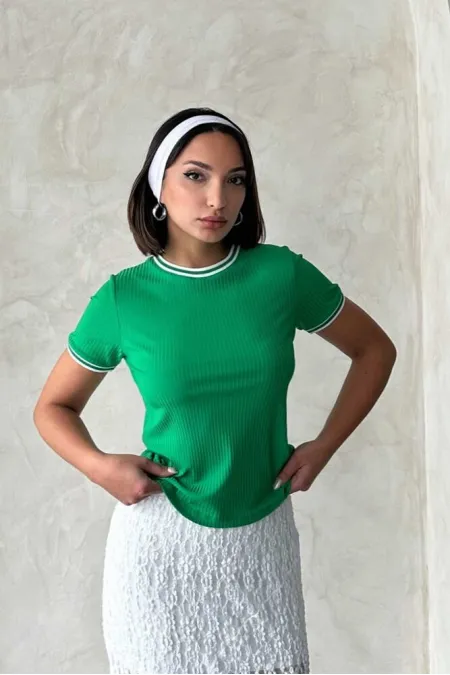 Topshow Zümrüt Krem Bisiklet Yaka Toptan T-Shirt Topshow Zümrüt Krem Bisiklet Yaka Toptan T-Shirt