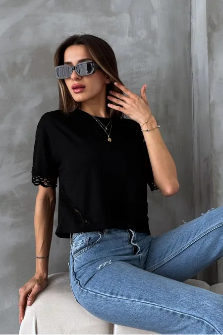 Topshow Siyah Dantel Detaylı Toptan Tişört Topshow Siyah Dantel Detaylı Toptan Tişört