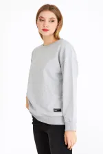 Kadın Gri Renk Basic Bisiklet Yaka Sweatshirt