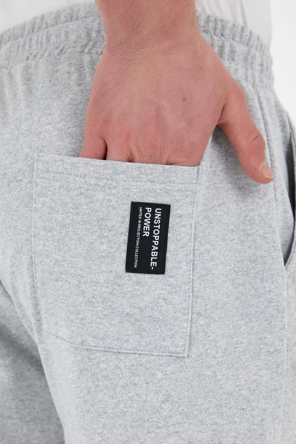 Gri Erkek Eşofman Altı Etiketli Arka ve Yan Cepli Regular Fit Lastik Paça