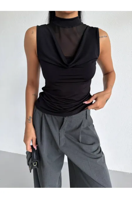 Kadın Siyah Tül Detay Degaje Yaka Yanlardan Drapeli Sandy Bluz HZL26S-FRY123791
