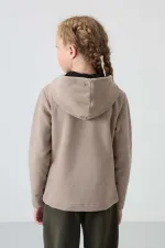 Tommylife Toptan 7-15 Yaş Kapüşonlu Standart Kalıp Kız Çocuk Polar Sweatshirt 75152 Koyu Bej Tommylife Toptan 7-15 Yaş Kapüşonlu Standart Kalıp Kız Çocuk Polar Sweatshirt 75152 Koyu Bej