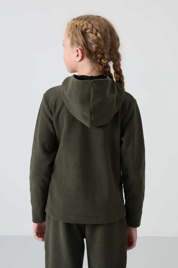 Tommylife Toptan 7-15 Yaş Kapüşonlu Standart Kalıp Kız Çocuk Polar Sweatshirt 75152 Haki Tommylife Toptan 7-15 Yaş Kapüşonlu Standart Kalıp Kız Çocuk Polar Sweatshirt 75152 Haki