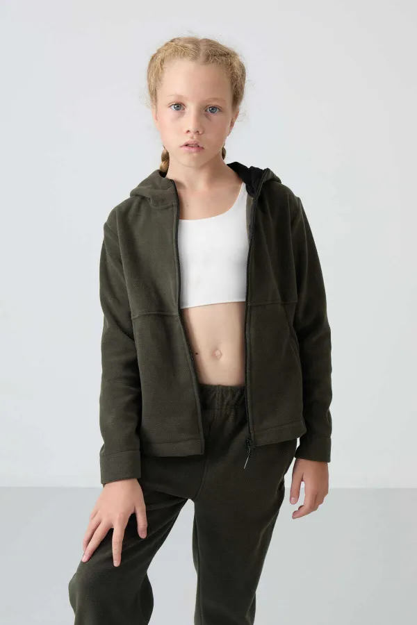 Tommylife Toptan 7-15 Yaş Kapüşonlu Standart Kalıp Kız Çocuk Polar Sweatshirt 75152 Haki Tommylife Toptan 7-15 Yaş Kapüşonlu Standart Kalıp Kız Çocuk Polar Sweatshirt 75152 Haki