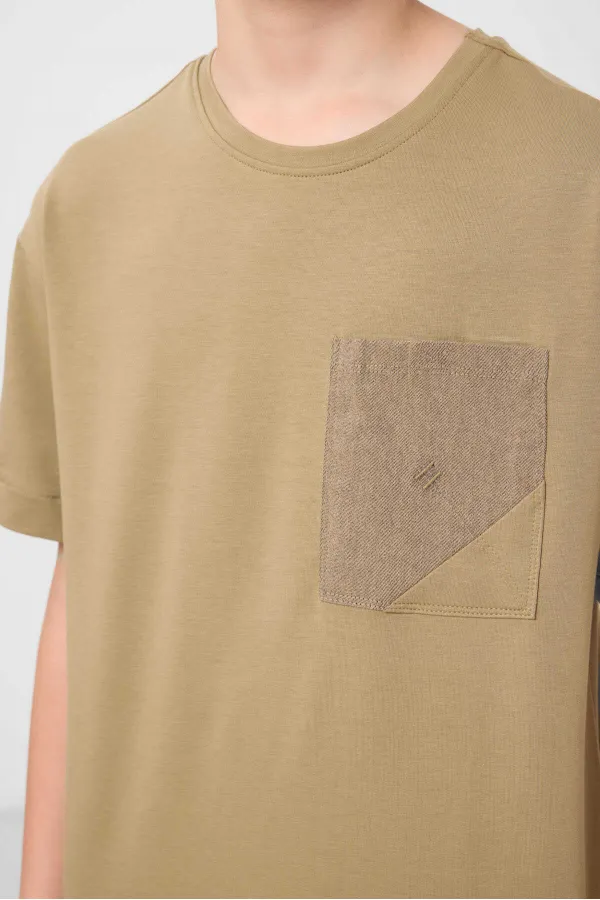 Tommylife Toptan Pamuklu Oversize Fit Dokuma Hafif Esnek Chino Erkek Çocuk Şort Takım 11278 Koyu Bej-Camel Tommylife Toptan Pamuklu Oversize Fit Dokuma Hafif Esnek Chino Erkek Çocuk Şort Takım 11278 Koyu Bej-Camel