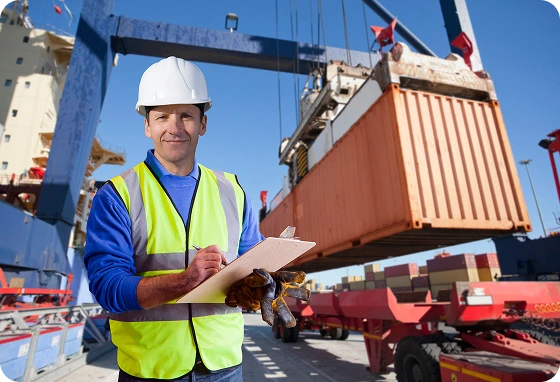 Gümrükleme uzmanı